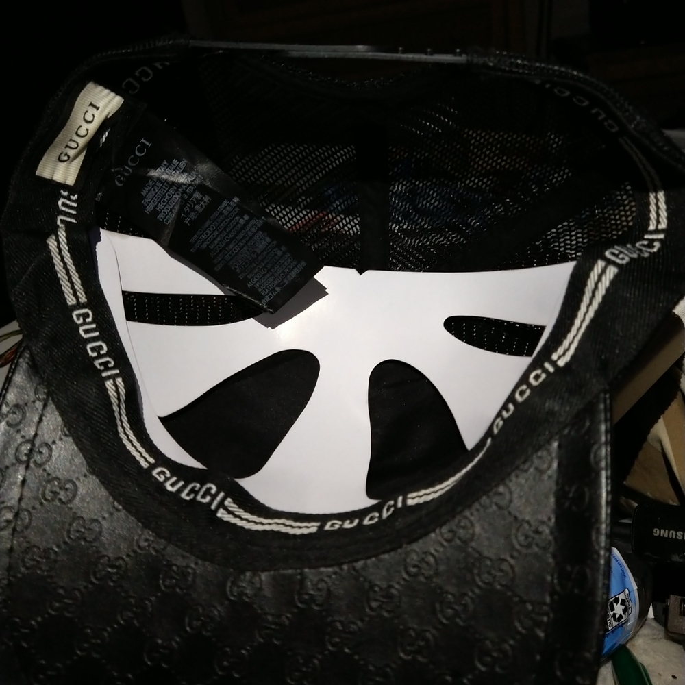 Vintage Gucci hat, snapback. One size fits most.. still in very good condition - Picture 12 of 12